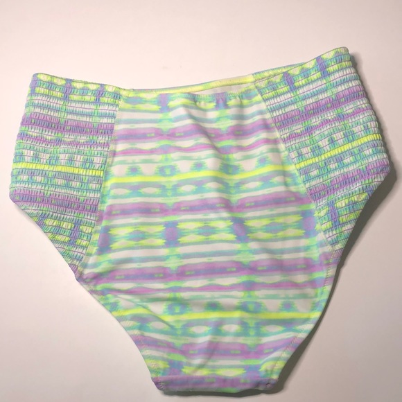 Victoria's Secret bikini Tie dye bottom Size L - Picture 5 of 5